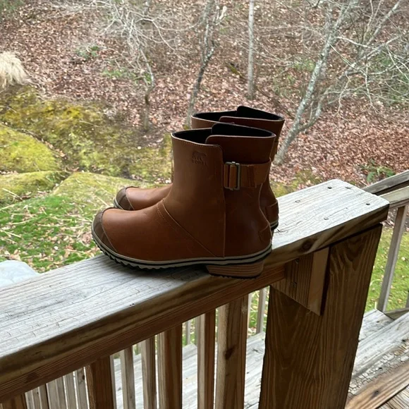 Women’s Sorel Slim Shorty Leather, Size 8.5 - Picture 1 of 8